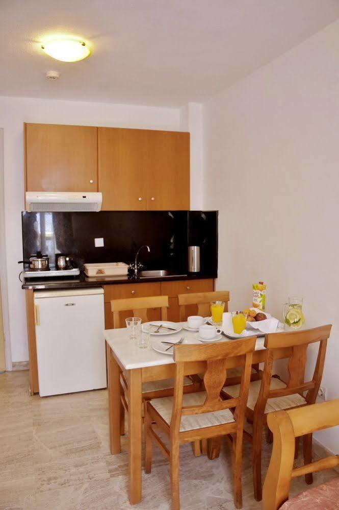 Irini Apartments Platanés Dış mekan fotoğraf